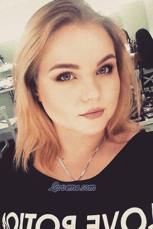 186982 - Anastasia Age: 25 - Ukraine