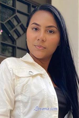 213131 - Giselle Age: 24 - Colombia