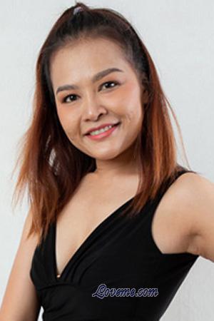 215586 - Wadsana Age: 31 - Thailand