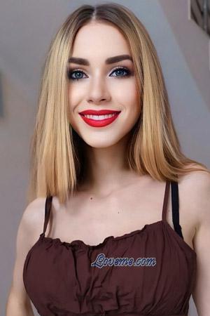 215879 - Valeriia Age: 22 - Ukraine