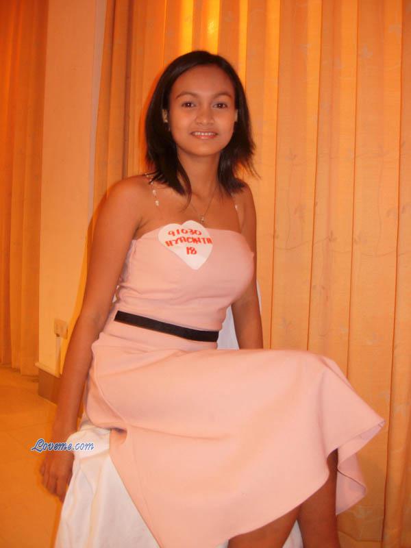 Philippine-Women-5447-1